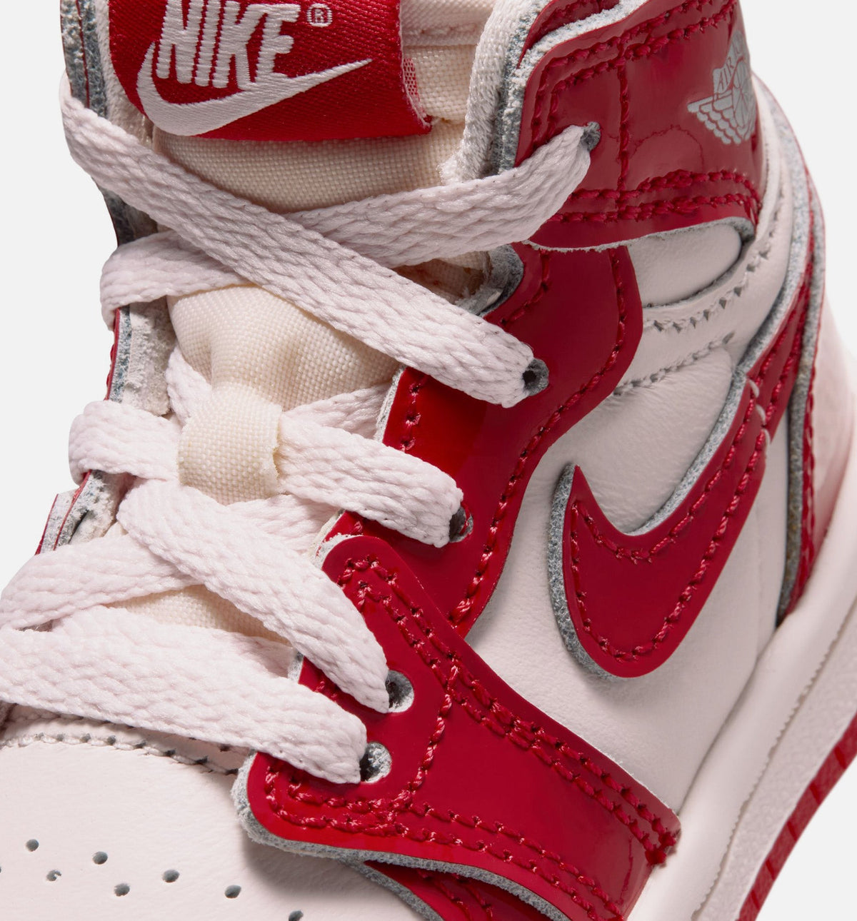 Air Jordan 1 Retro High OG Infant/Toddler Lifestyle Shoes - University Red/Metallic Silver